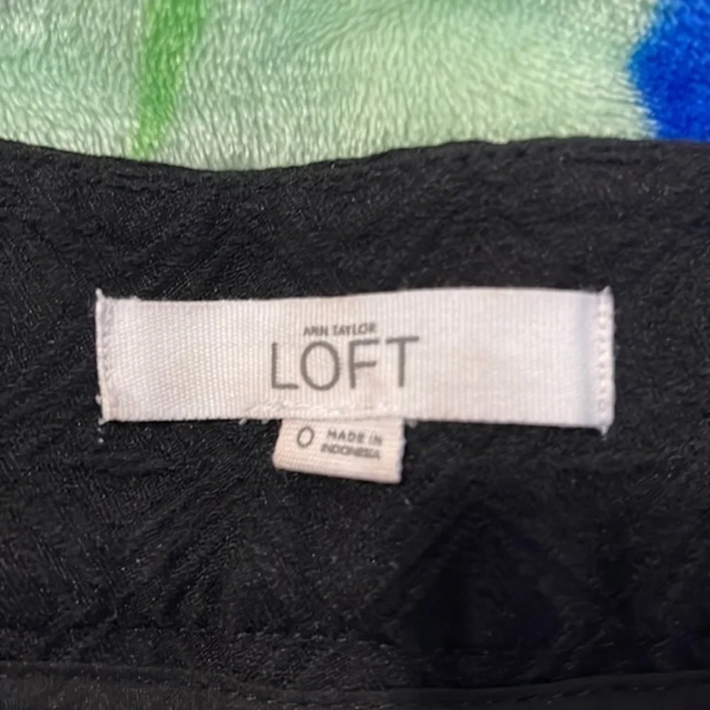 Ann Taylor Loft Cute Casual Black Riviera Shorts SIZE 0 EUC #2625 - Picture 4 of 6